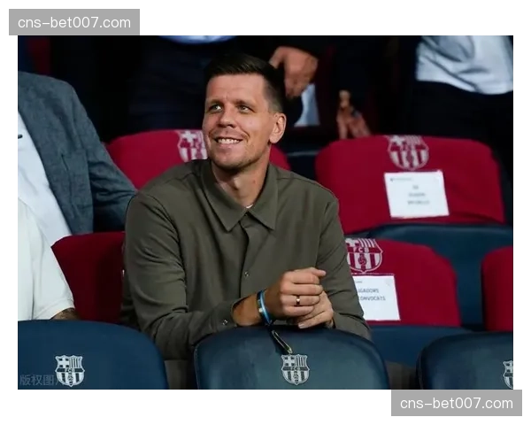 尤文图斯门将什琴斯尼专访:谈论球队年轻化进程与自己的未来 尤文图斯门将什琴斯尼专访:谈论球队年轻化进程与自己的未来