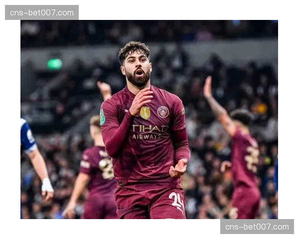 阿森纳1-2伯恩茅斯后卫引援：枪手与曼城竞争法兰克福后卫纳撒尼尔·布朗